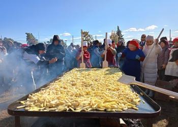 Рекорд по приготовлению жареной картошки установили в селе Булгунняхтах